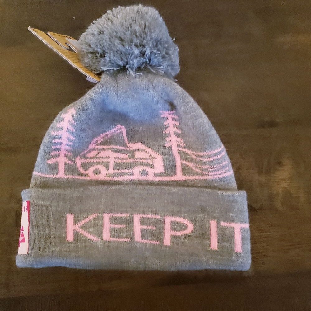 NWT - Bula beanie for kids